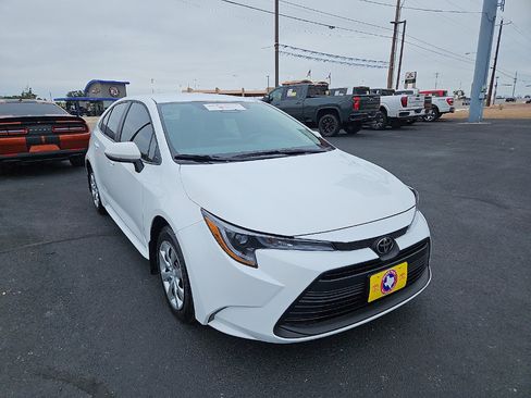 Certified 2026 Toyota Corolla LE FWD image 7