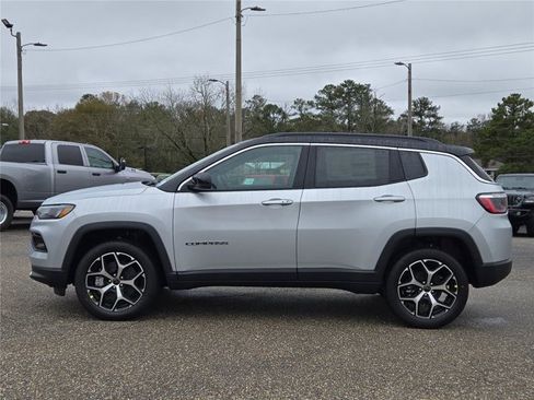 New 2026 Jeep Compass Limited AWD/4WD image 24