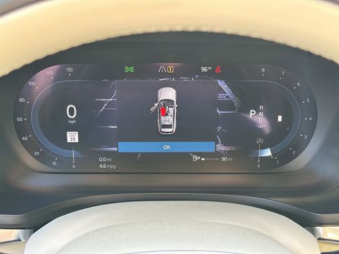 Certified 2023 Volvo V60 B5 Cross Country Plus w/ Climate Package image 10