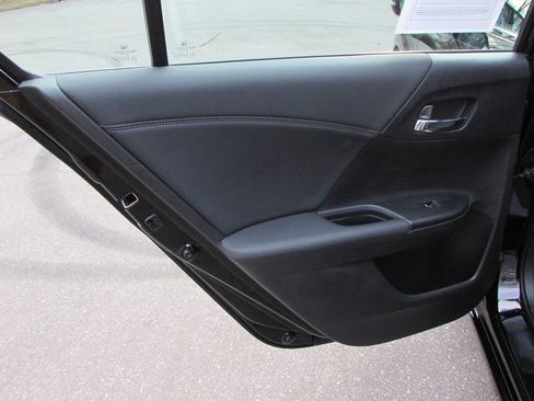 Used 2014 Honda Accord EX-L image 26