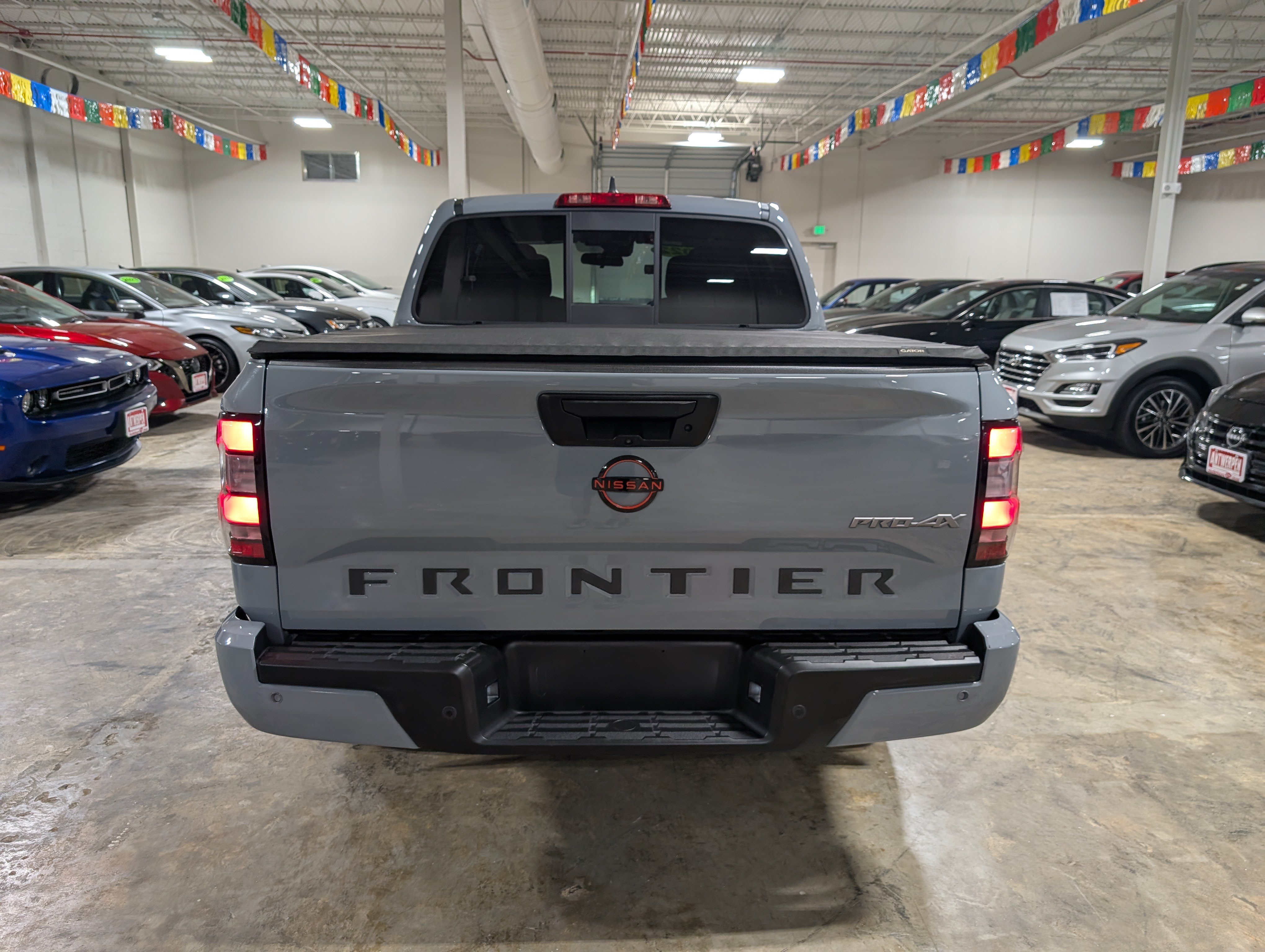 Used 2022 Nissan Frontier PRO-4X w/ Technology Package AWD/4WD image 4