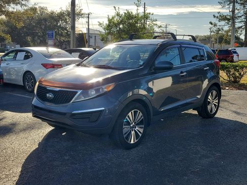 Used 2016 Kia Sportage EX image 3
