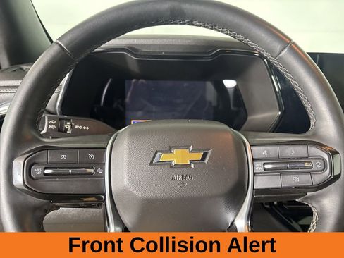 Used 2023 Chevrolet Colorado LT w/ LT Convenience Package II image 12