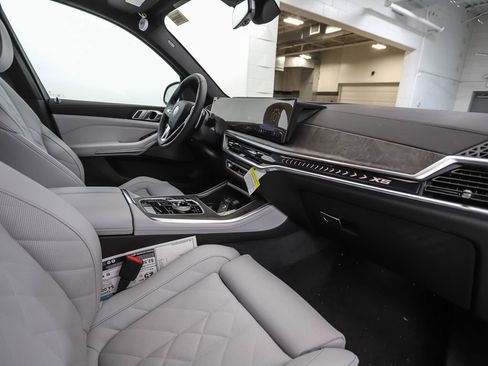 New 2026 BMW X5 xDrive40i w/ Executive Package image 29