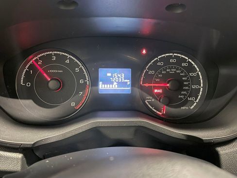 Used 2021 Subaru Crosstrek 2.0i Premium image 27