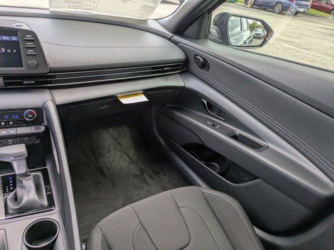 New 2026 Hyundai Elantra Sport FWD image 12