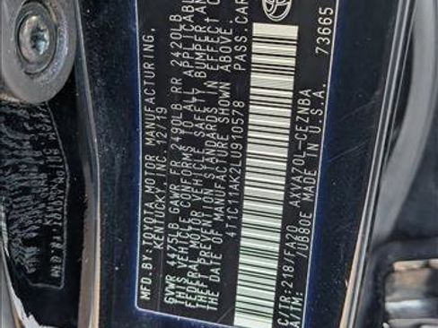 Used 2020 Toyota Camry LE image 23