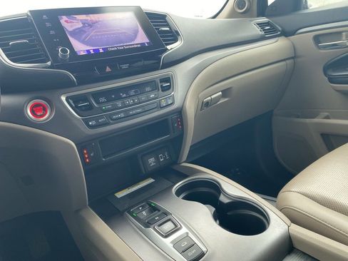 Used 2021 Honda Ridgeline RTL-E image 39