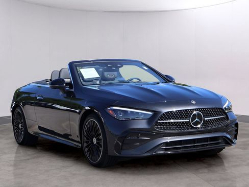 Used 2024 Mercedes-Benz CLE 450 4MATIC Cabriolet image 3