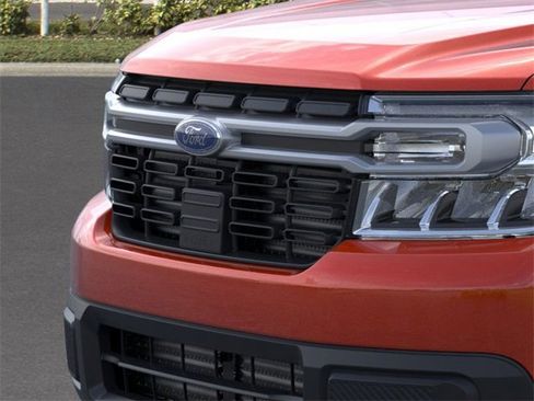 New 2024 Ford Maverick Lariat image 18
