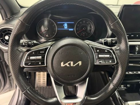 Used 2023 Kia Forte GT-Line w/ GT-Line Premium Package image 19