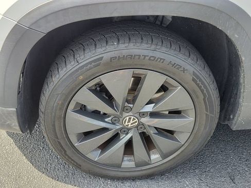 Used 2022 Volkswagen Taos S w/ IQ Drive S Package FWD image 8