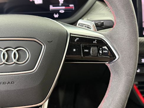 Used 2023 Audi RS e-tron GT image 27