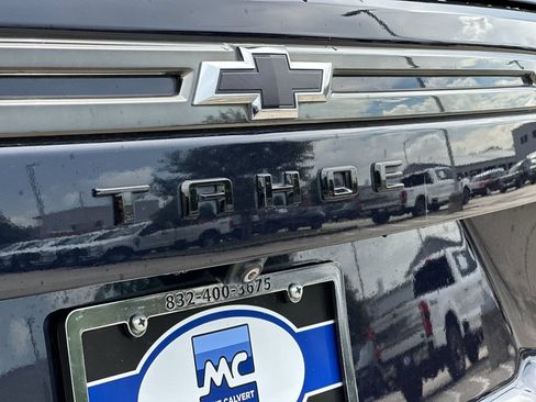 Used 2022 Chevrolet Tahoe Z71 w/ Luxury Package AWD/4WD image 28