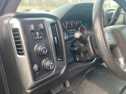 Used 2019 Chevrolet Silverado 1500 LT w/ All Star Edition image 17
