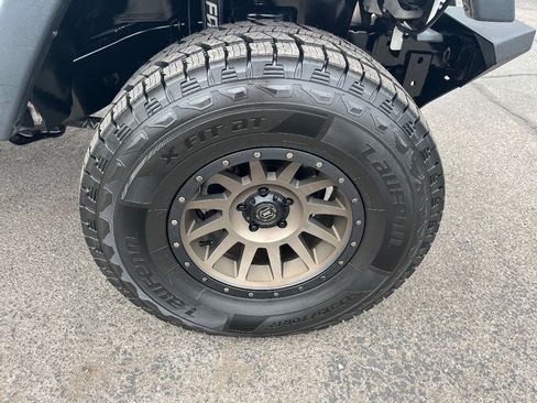 Used 2016 Jeep Wrangler Unlimited Sport w/ Quick Order Package 24S AWD/4WD image 41