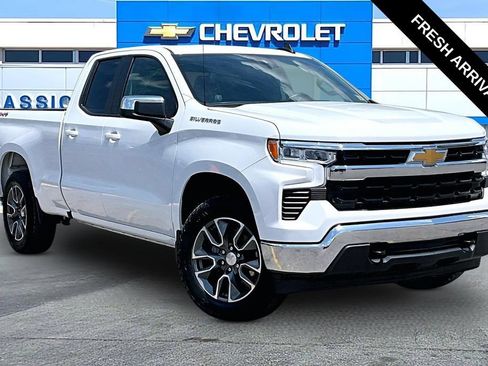 Used 2024 Chevrolet Silverado 1500 LT AWD/4WD image 1