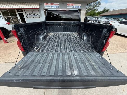 Used 2021 Chevrolet Silverado 1500 Custom w/ LPO, Dark Essentials Package RWD image 21