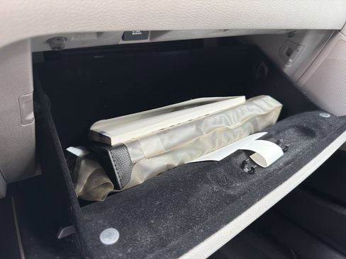 Used 2017 Genesis G80 3.8 image 48