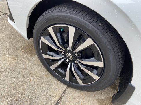 Used 2024 Honda Civic EX image 25
