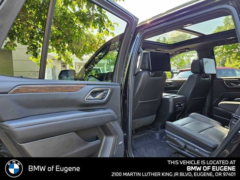 Used 2021 Chevrolet Tahoe High Country w/ Premium Package AWD/4WD image 18
