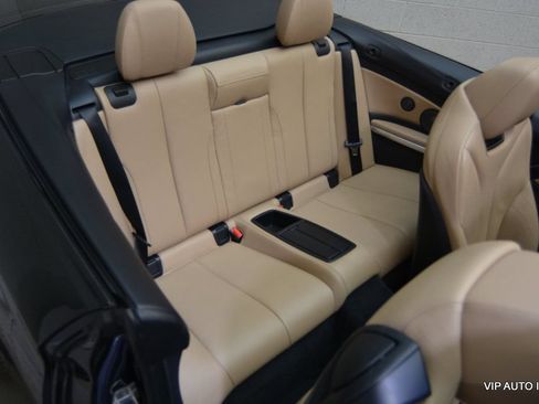 Used 2015 BMW M4 Convertible RWD image 25