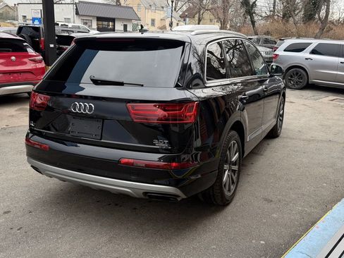 Used 2018 Audi Q7 3.0T Premium Plus w/ Premium Plus Package AWD/4WD image 5