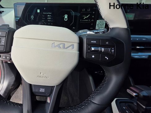 New 2025 Kia K4 GT-Line w/ GT-Line Sunroof Package image 21