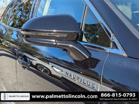 Certified 2023 Lincoln Nautilus Reserve w/ Equipment Group 202A image 11