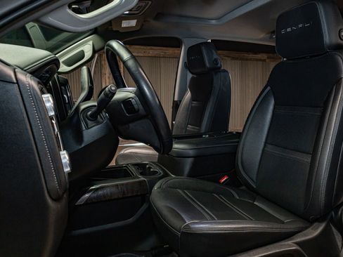 Used 2021 GMC Sierra 2500 Denali w/ Denali Black Diamond Edition image 19