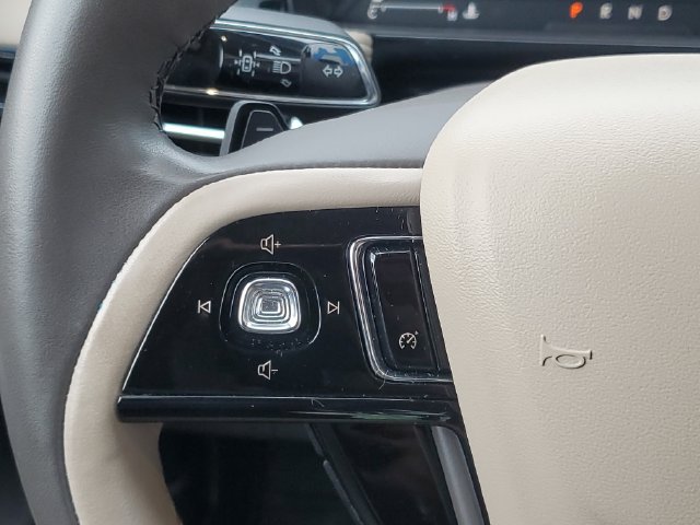 Used 2021 Lincoln Corsair FWD image 22