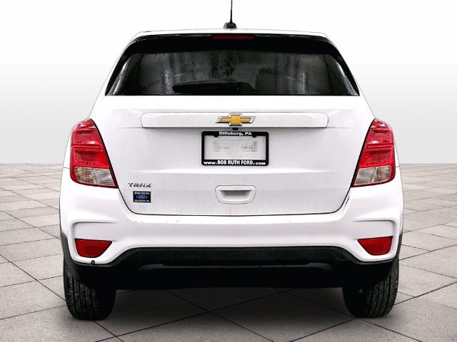 Used 2021 Chevrolet Trax LS w/ Tint and Cruise Package FWD image 4