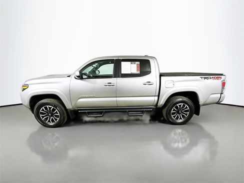 Used 2023 Toyota Tacoma TRD Sport image 5