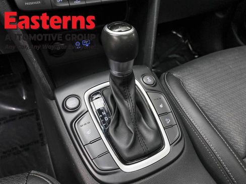 Used 2019 Hyundai Kona Limited image 13