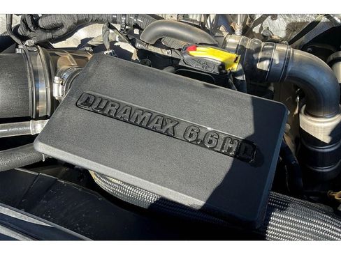 Used 2018 Chevrolet Silverado 2500 LTZ w/ Duramax Plus Package image 33