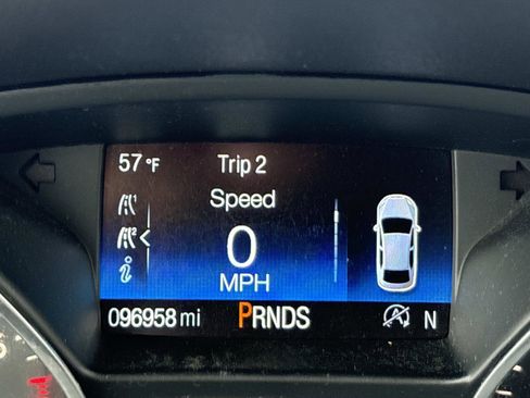 Used 2019 Ford Escape SE image 20