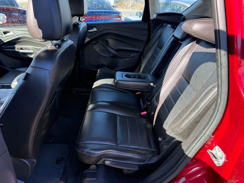 Used 2015 Ford C-MAX SEL image 9