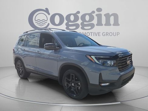 Used 2025 Honda Passport Black Edition image 7