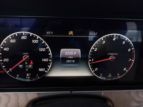 Used 2020 Mercedes-Benz E 350 Sedan image 19