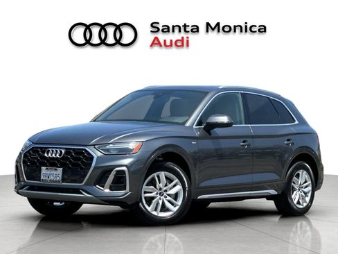 Used 2023 Audi Q5 2.0T Premium w/ Convenience Package AWD/4WD image 1