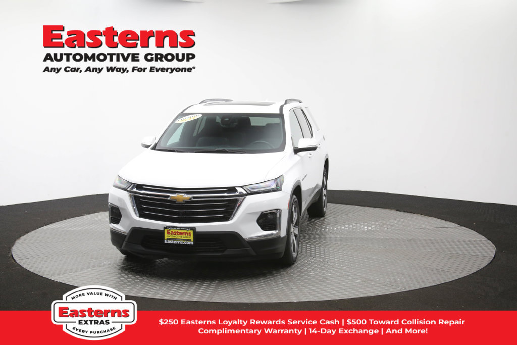 Used 2023 Chevrolet Traverse LT w/ LT Premium Package AWD/4WD image 59