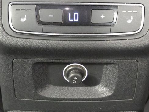 Used 2017 Audi A4 2.0T Premium Plus w/ Premium Plus Package image 32