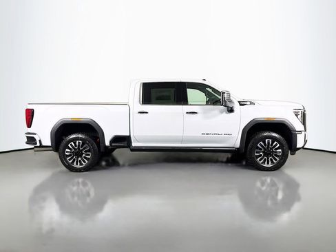New 2026 GMC Sierra 2500 Denali Ultimate image 8