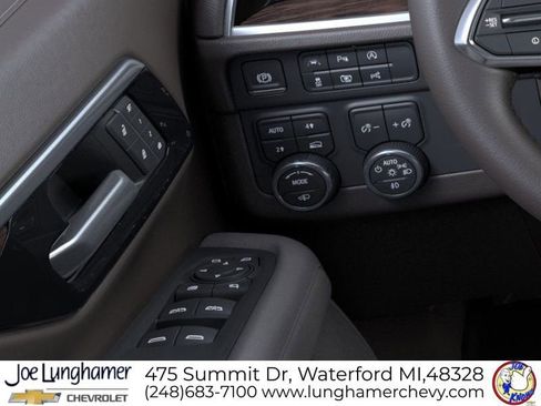 New 2026 Chevrolet Suburban LT image 22