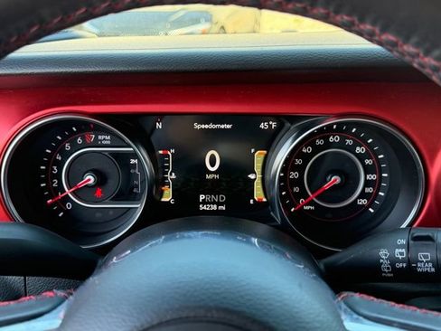 Used 2021 Jeep Wrangler Unlimited Rubicon image 32