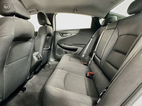 Used 2024 Chevrolet Malibu LT FWD image 11