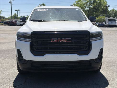 Used 2023 GMC Acadia SLE w/ Driver Convenience Package FWD image 32