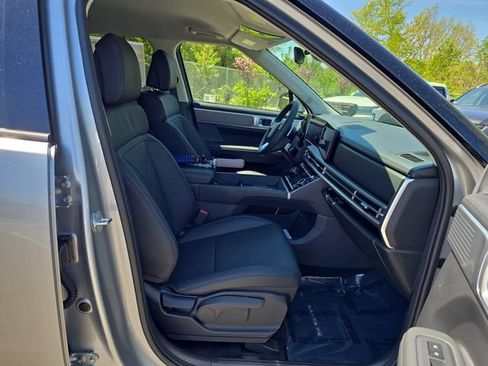 Used 2025 Hyundai Santa Fe SEL AWD/4WD image 24