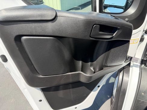 Used 2025 RAM ProMaster 3500 w/ Convenience Group FWD image 38