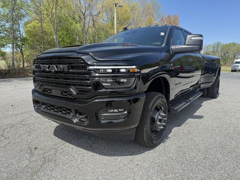 New 2026 RAM 3500 Laramie w/ Night Edition AWD/4WD image 3